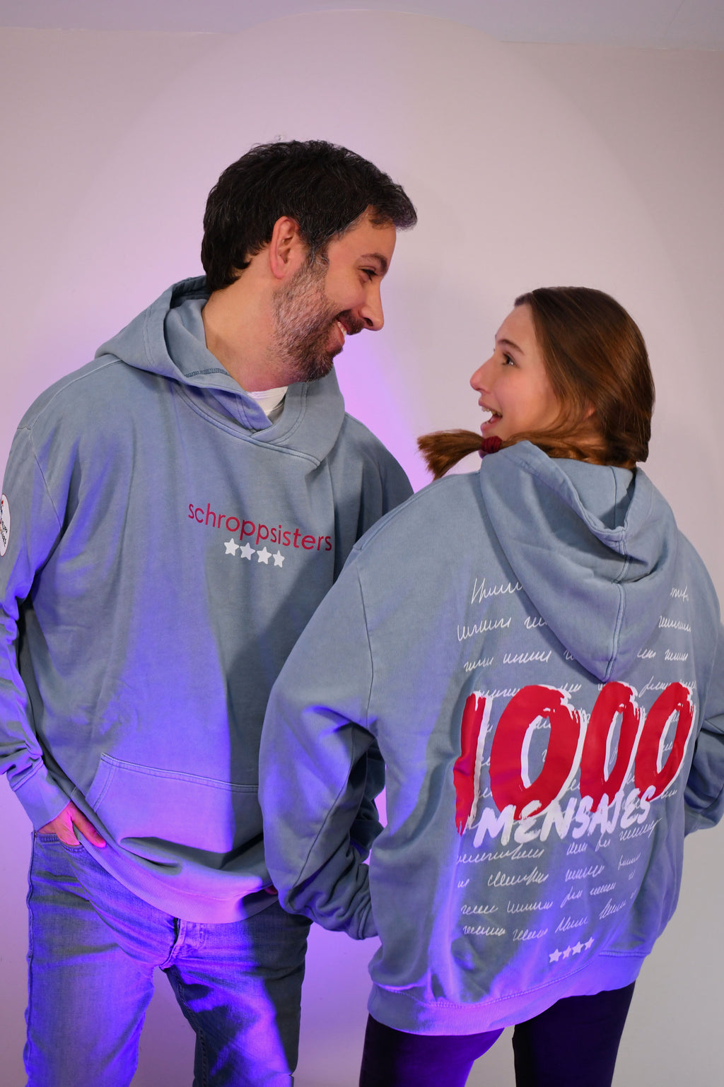 Sudadera Oversized Con Capucha “1000 Mensajes”