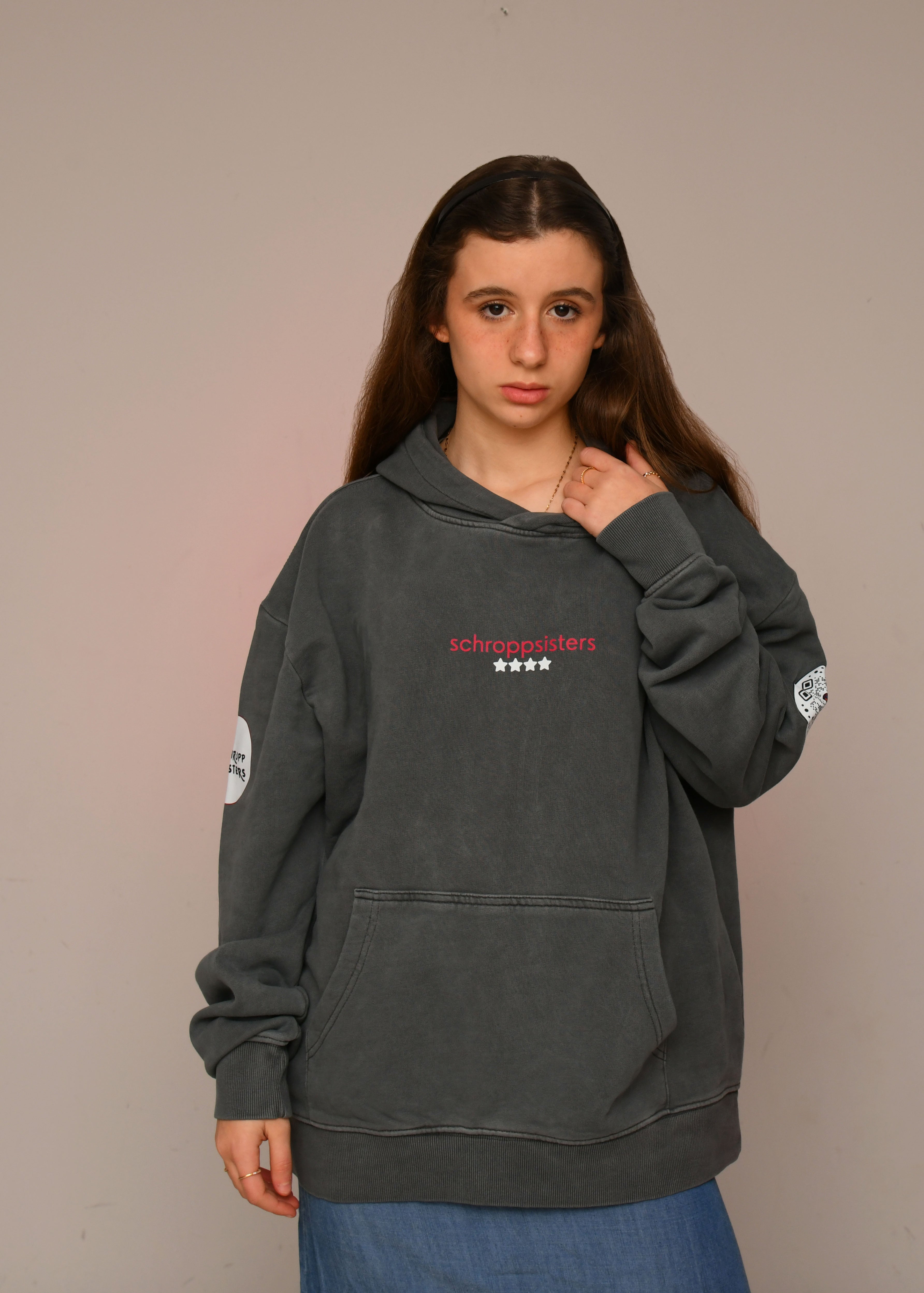 Sudadera Oversized Con Capucha “1000 Mensajes”