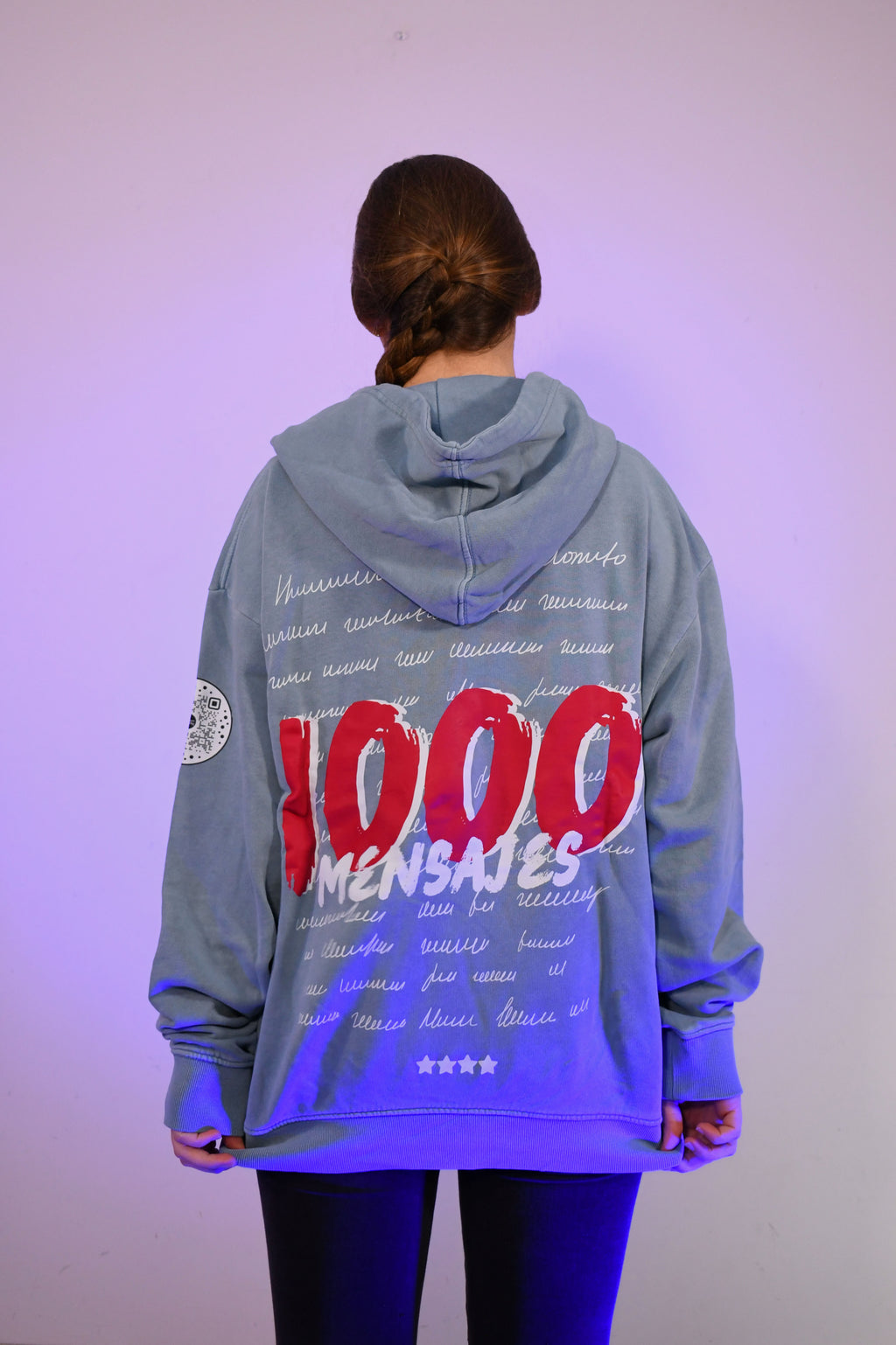 Sudadera Oversized Con Capucha “1000 Mensajes”