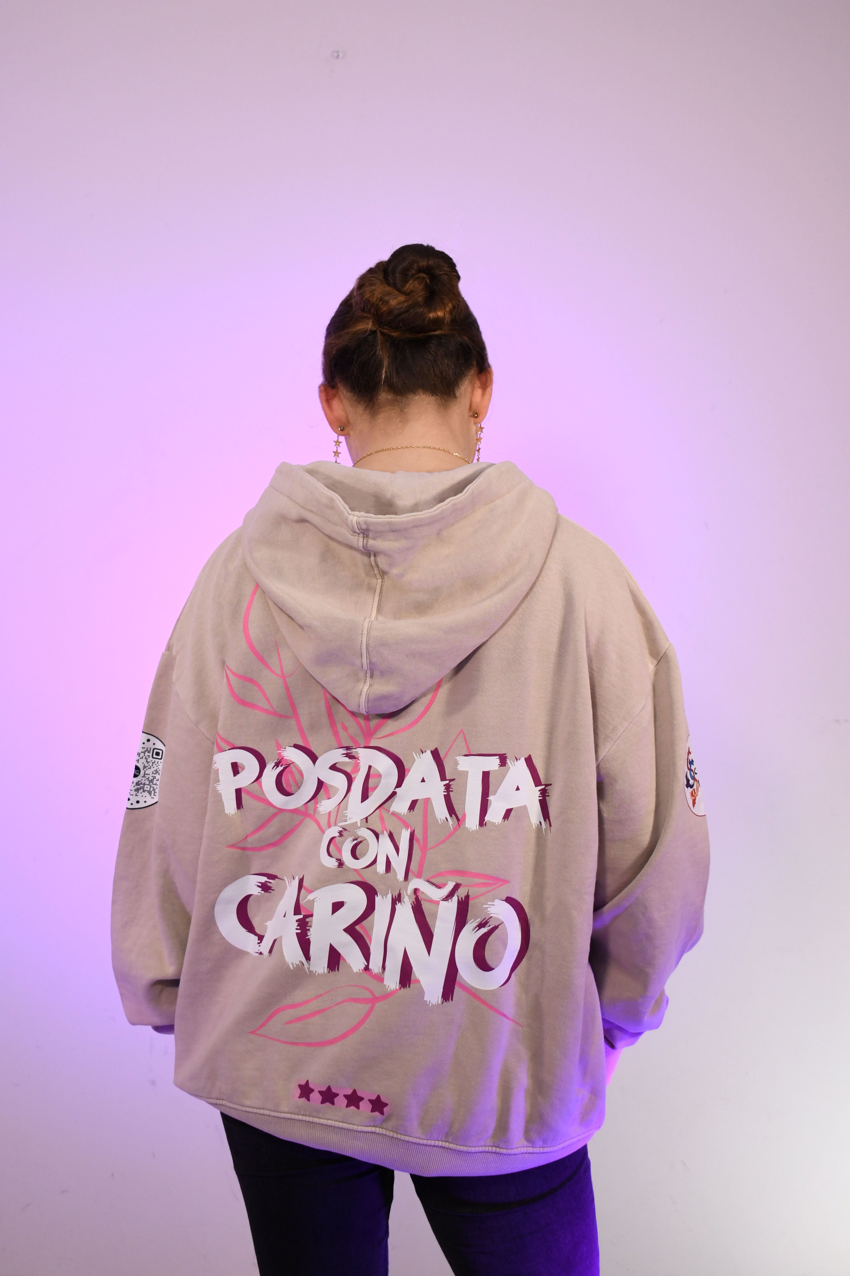 Sudadera Oversized con Capucha “Posdata con cariño”